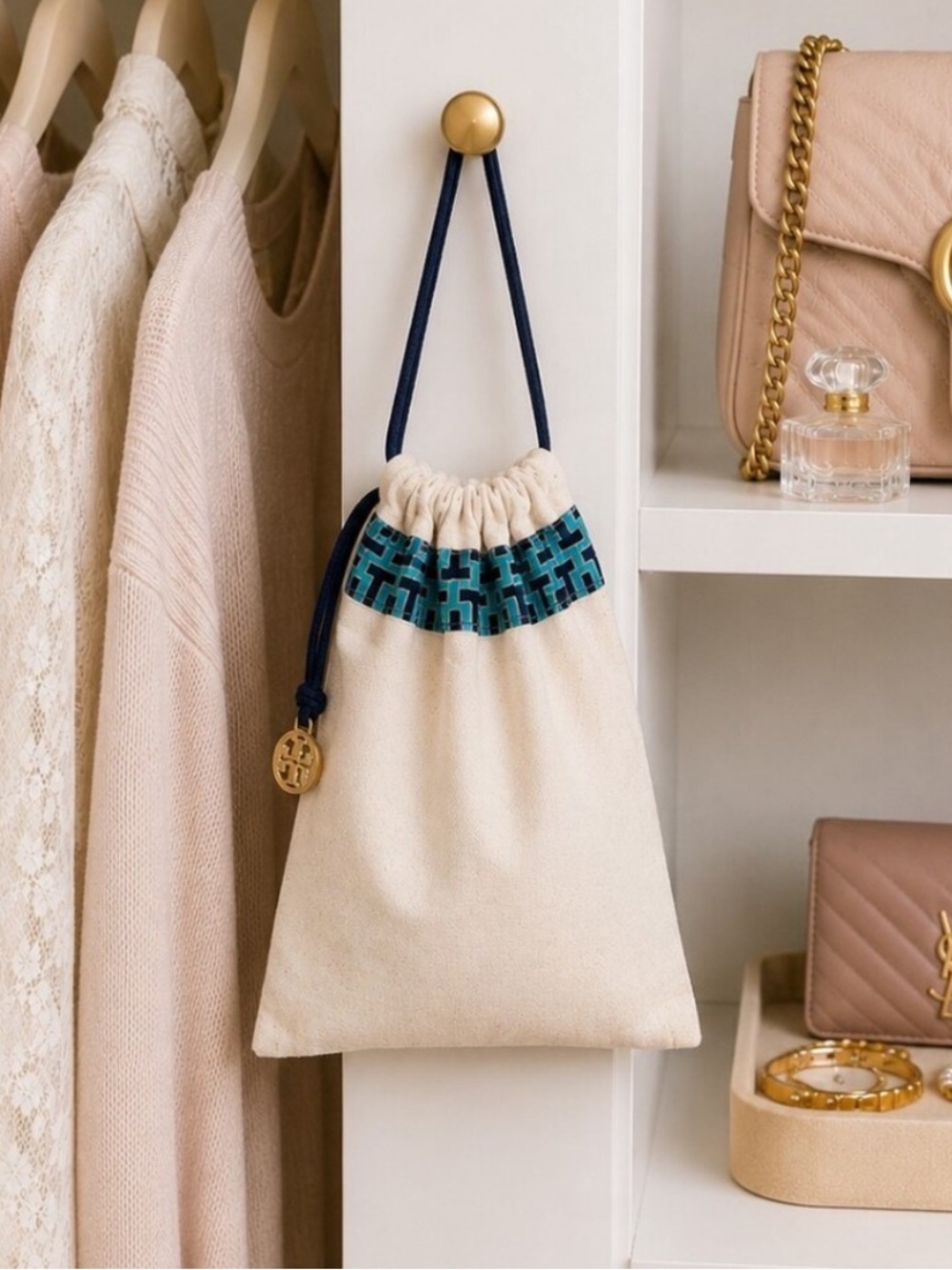 Tory Burch Cream Drawstring Dust Bag GUC